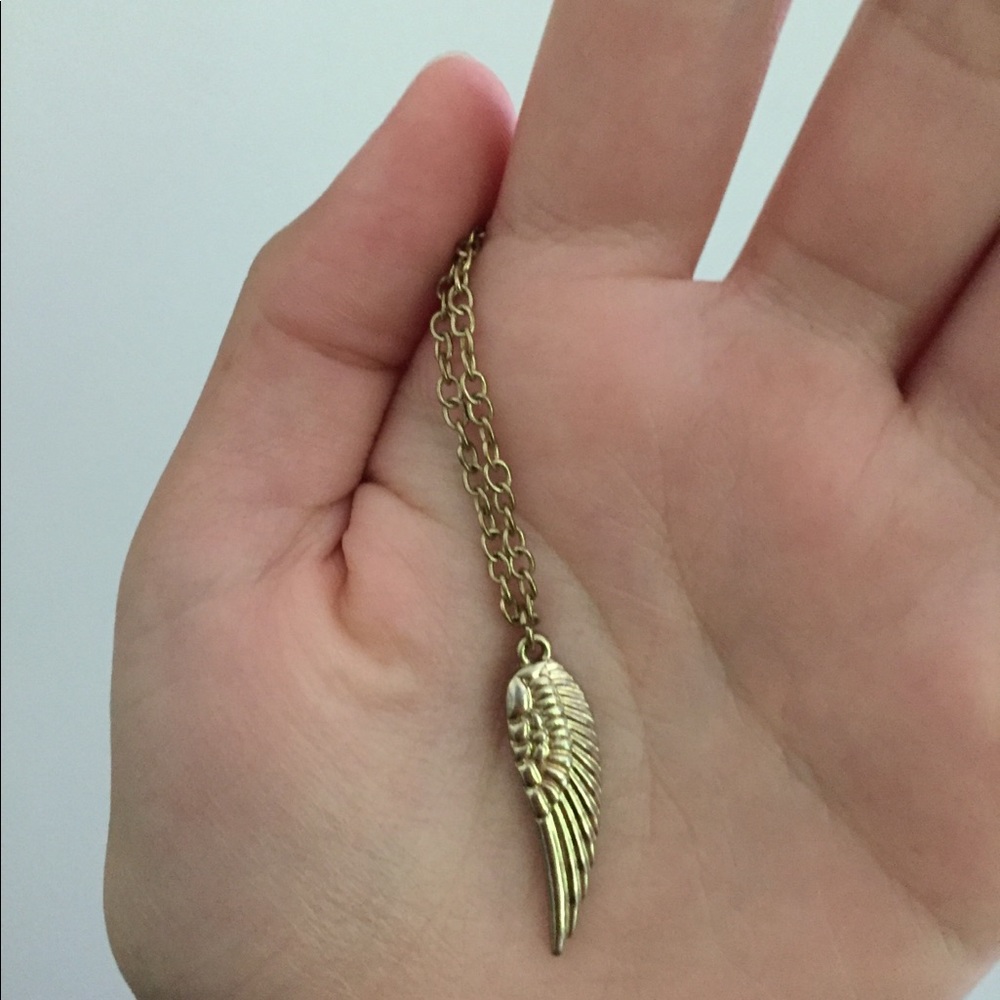 Gold wing necklace